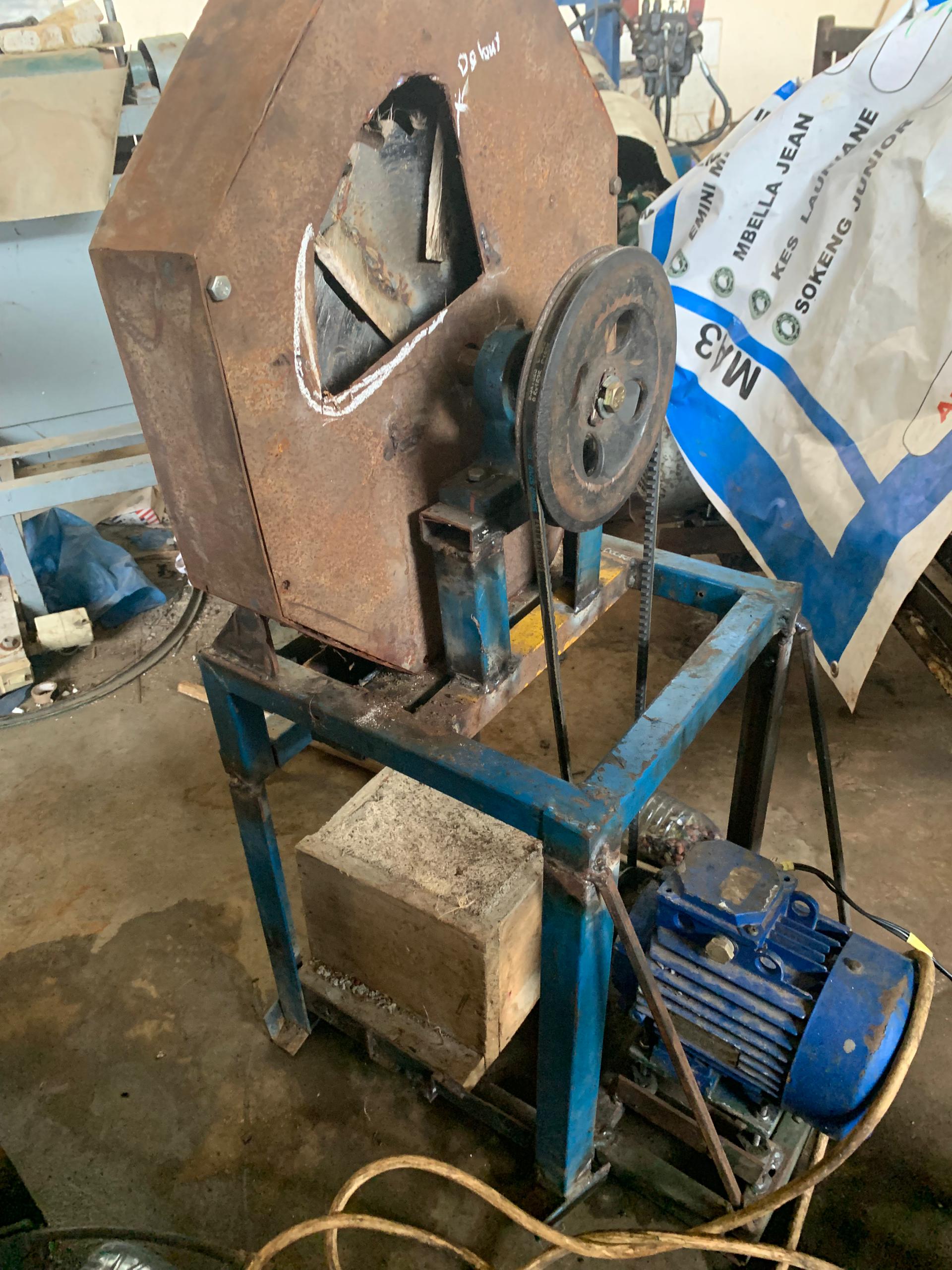 Banana Pseudostem Shredding Machine - Industrial agricultural equipment